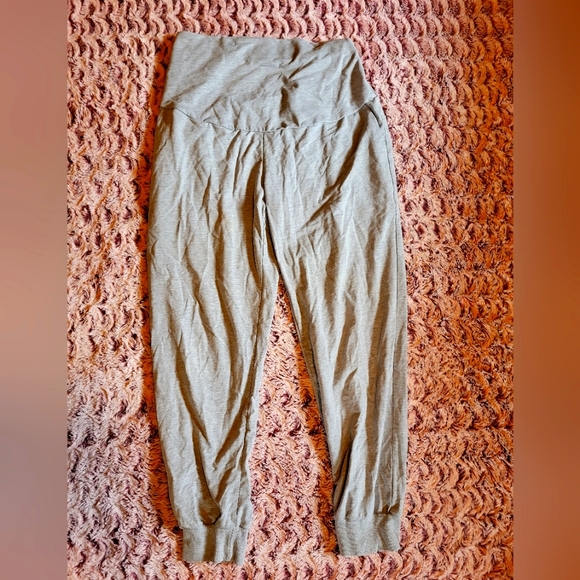 Maternity Joggers - Picture 1 of 3
